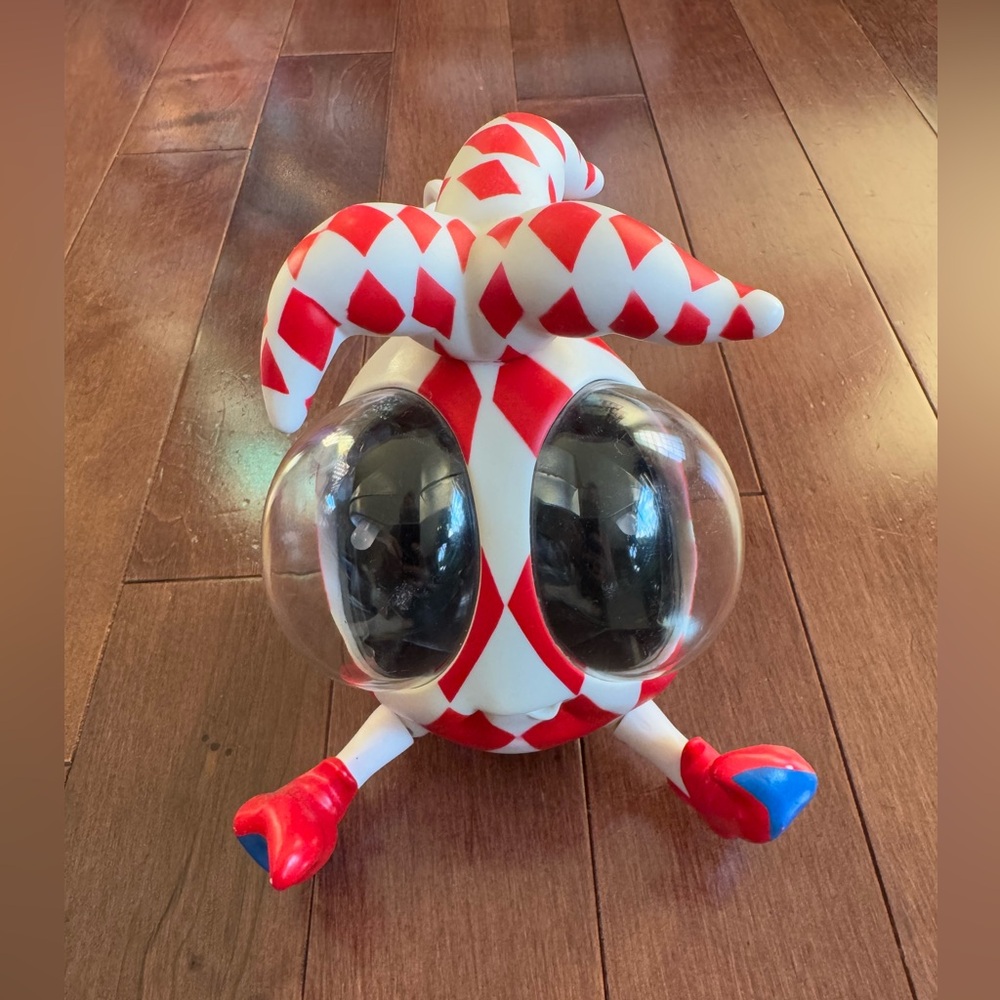 Vintage Ooglies Quinn Toy by Playmates 1999 - Collectible Jester Figure